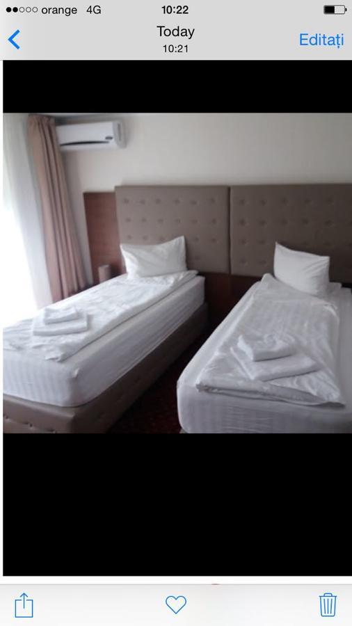 Mediaş Hotel Dennis מראה חיצוני תמונה